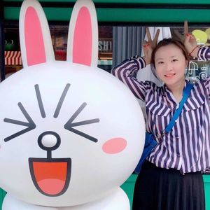 Meet your Posher, Weina